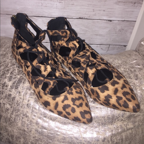 Flats - Picture 2 of 3